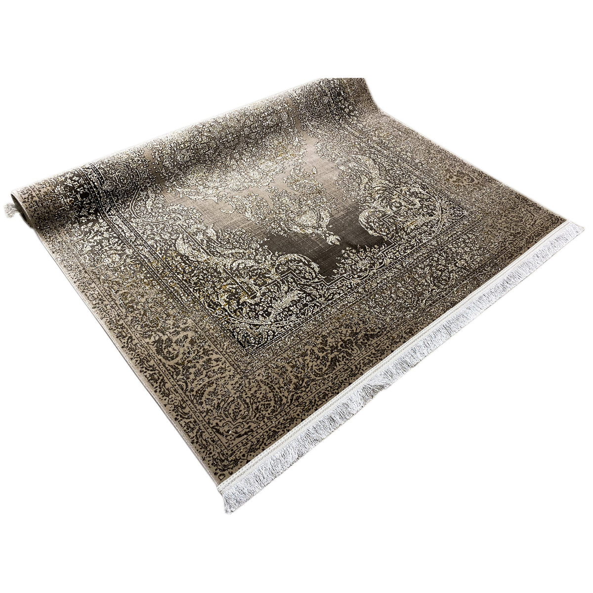 Alfombra rectangular gris oscuro con un diseño ornamental barroco y flecos blancos