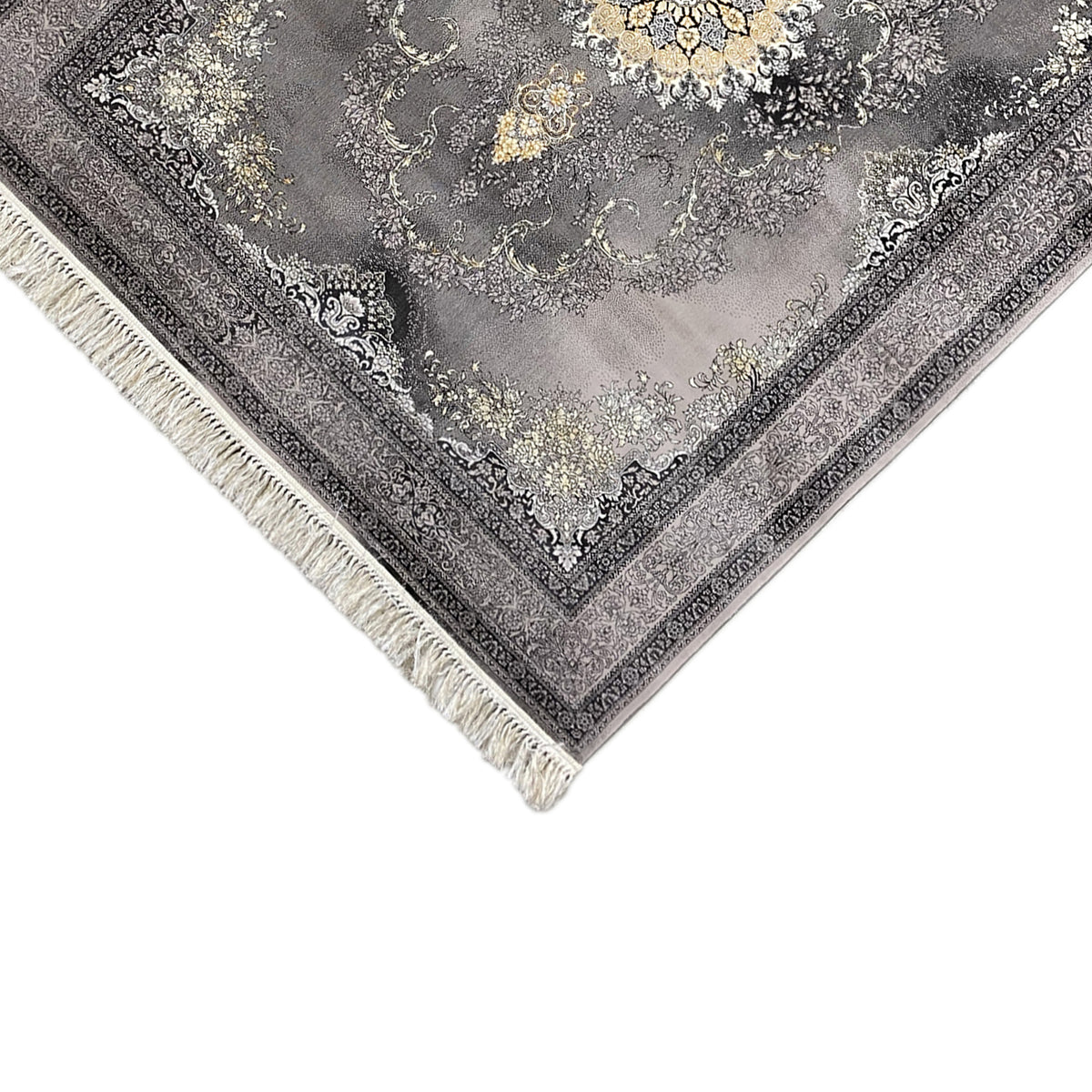 Vista de esquina de alfombra Kashan de 160x230 cm con flecos y borde ornamental