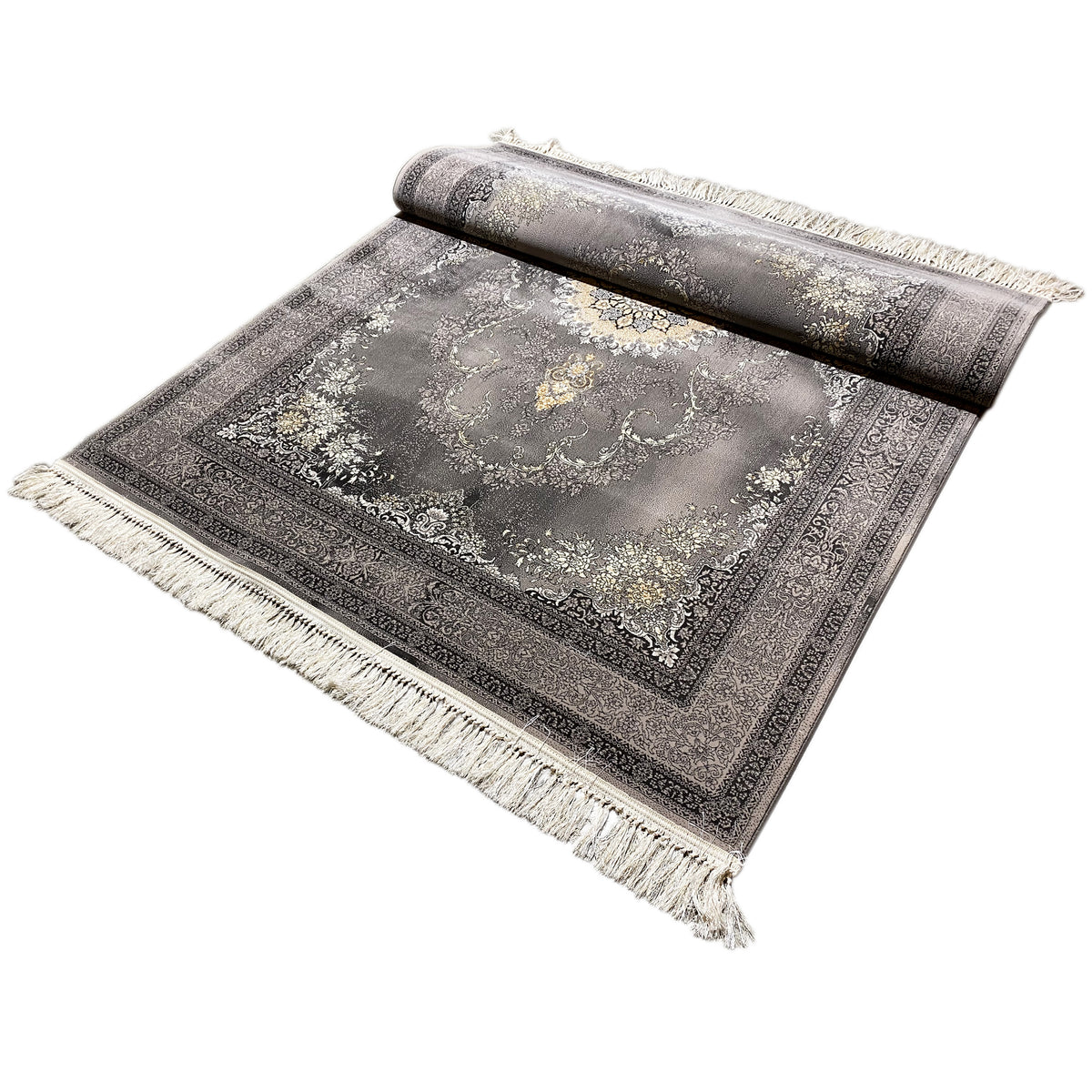 Alfombra Kashan de 160x230 cm desenrollada, con estampado gris y medallón dorado