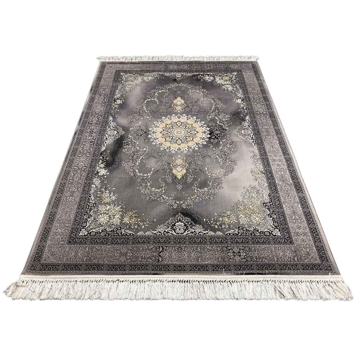 Alfombra Kashan rectangular en gris con medallón central, marco ornamental y flecos