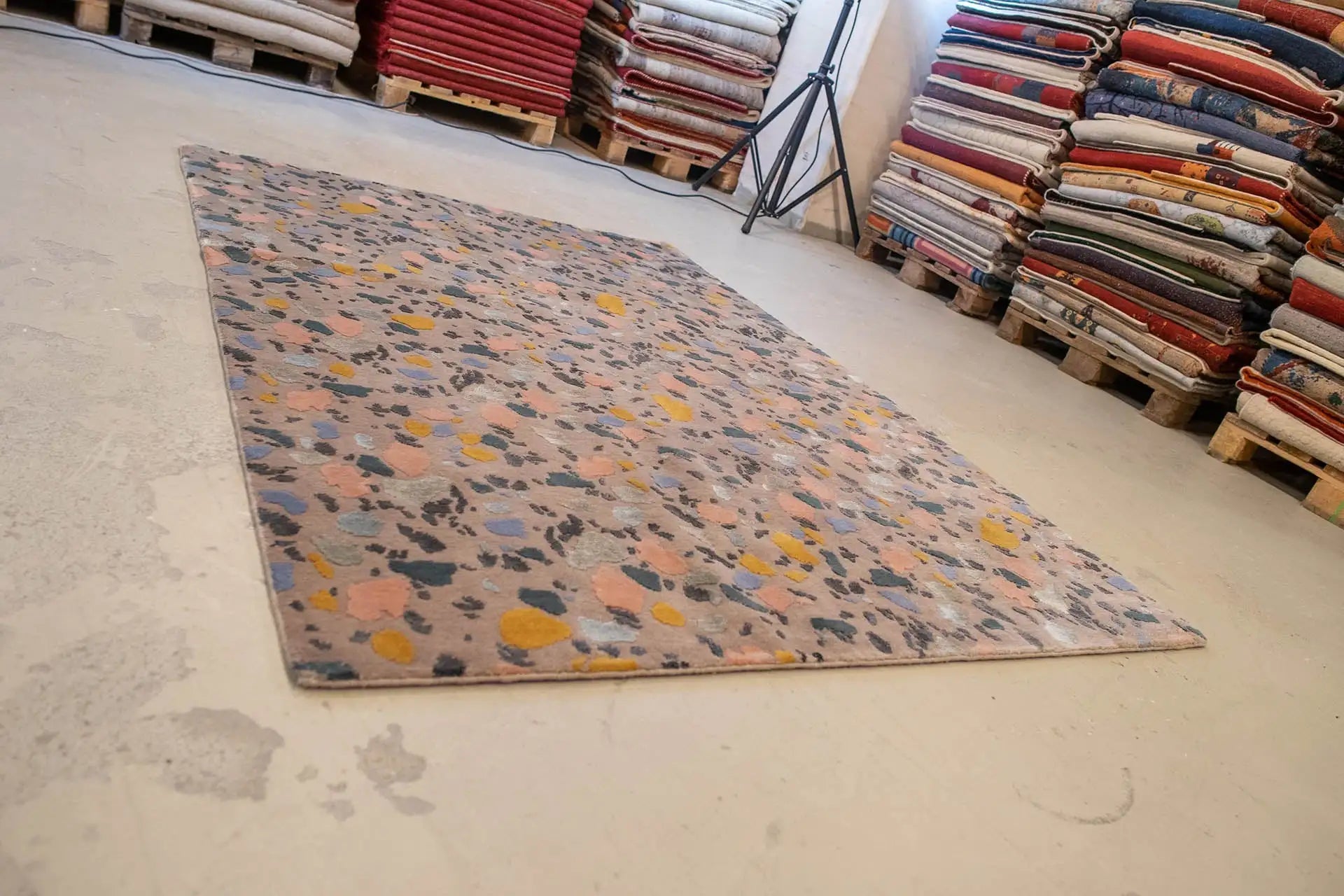 Designer Rug by Pascal Walter - Terrazzo (205x152 cm) - German Carpet Shop