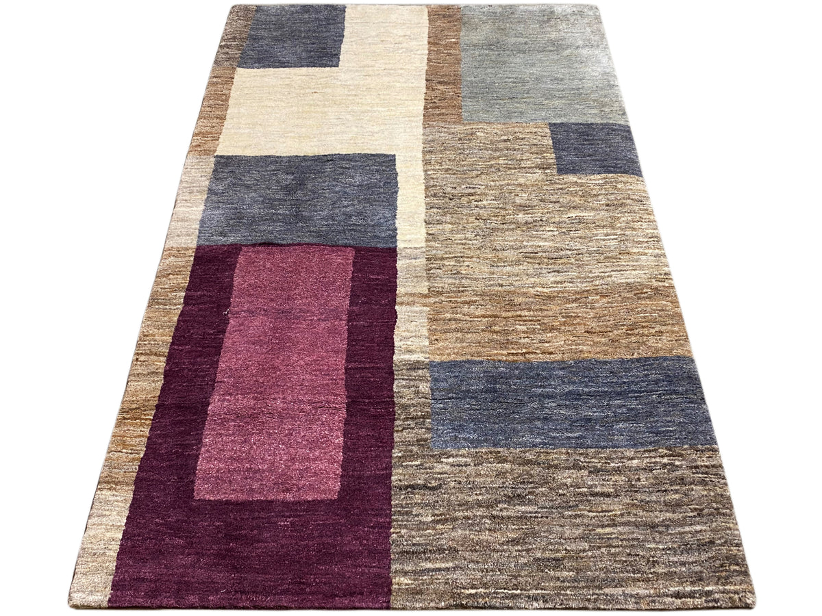 Gabbeh-Teppich in Dreiecksansicht mit Patchwork-Rechtecken in Beige, Grau, Blau und Lila