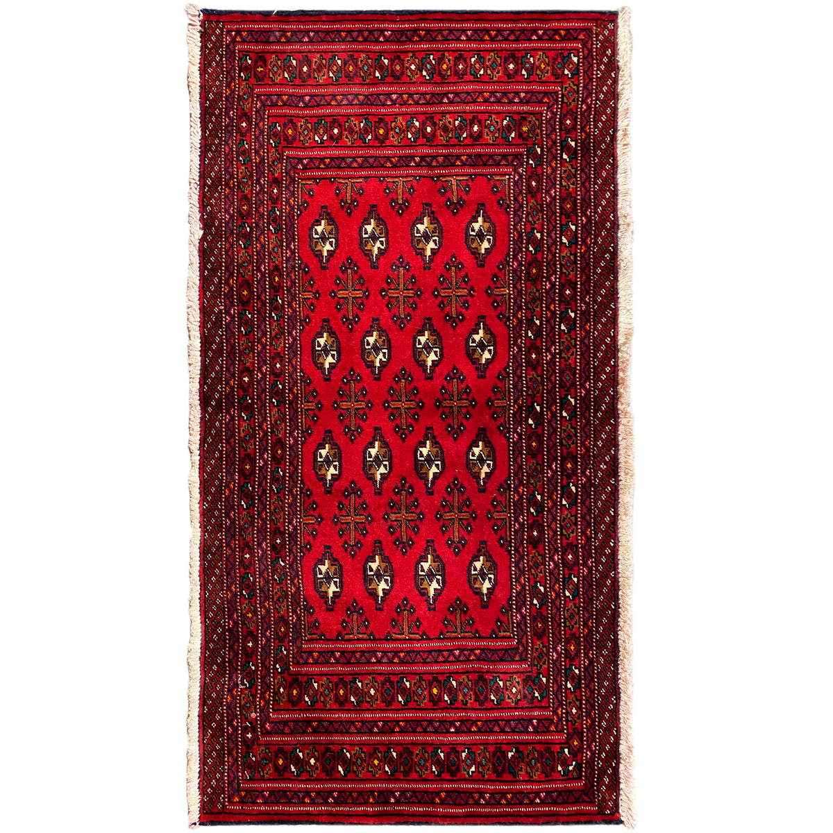 Turkmen Teppich, rot mit Rahmenbordüre und Medaillonmustern, oben und unten mit Fransen