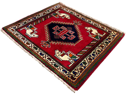 Alfombra Poshti de 58x68 cm, alfombra roja con patrón geométrico interior y cenefa