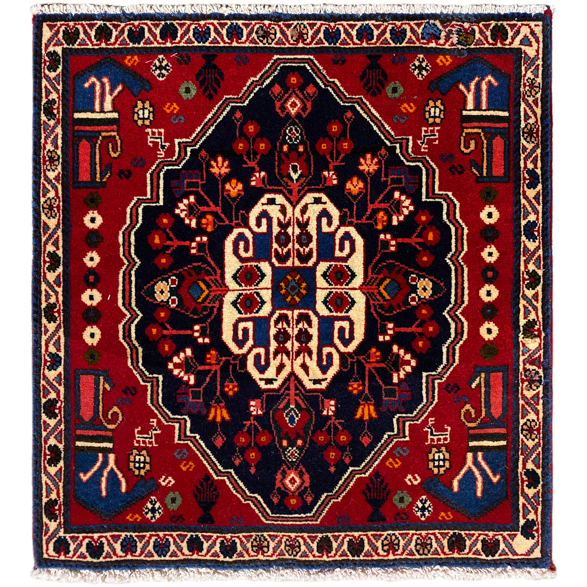 Alfombra cuadrada con estampado ornamental rojo, azul y beige, 68x64 cm