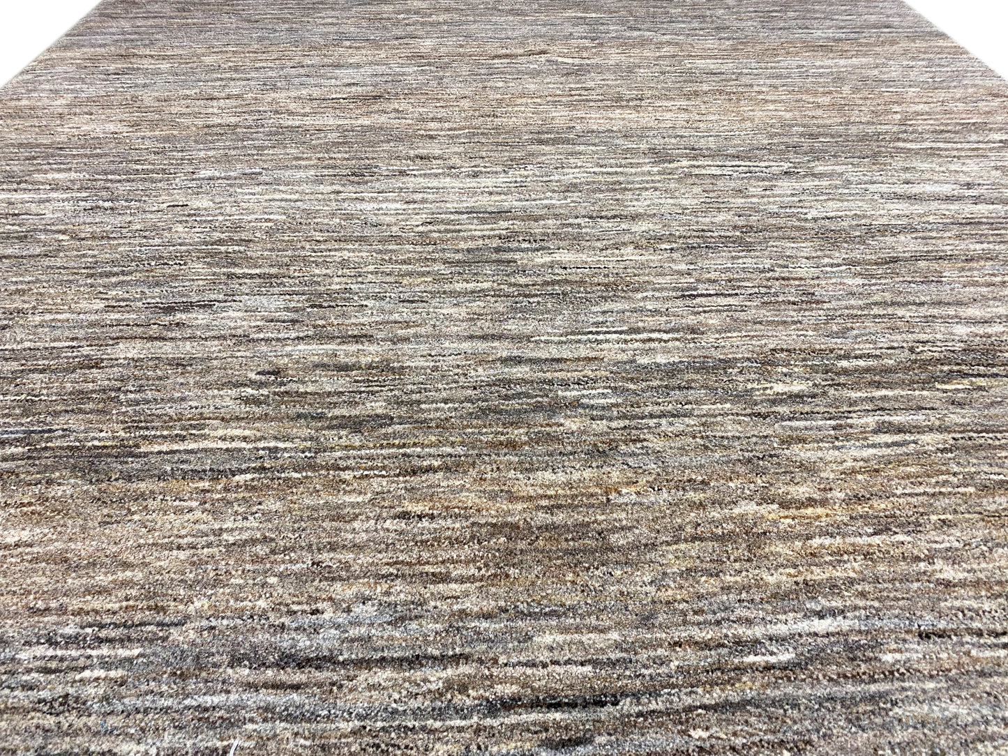 Minimalist Gabbeh wool rug for modern interiors