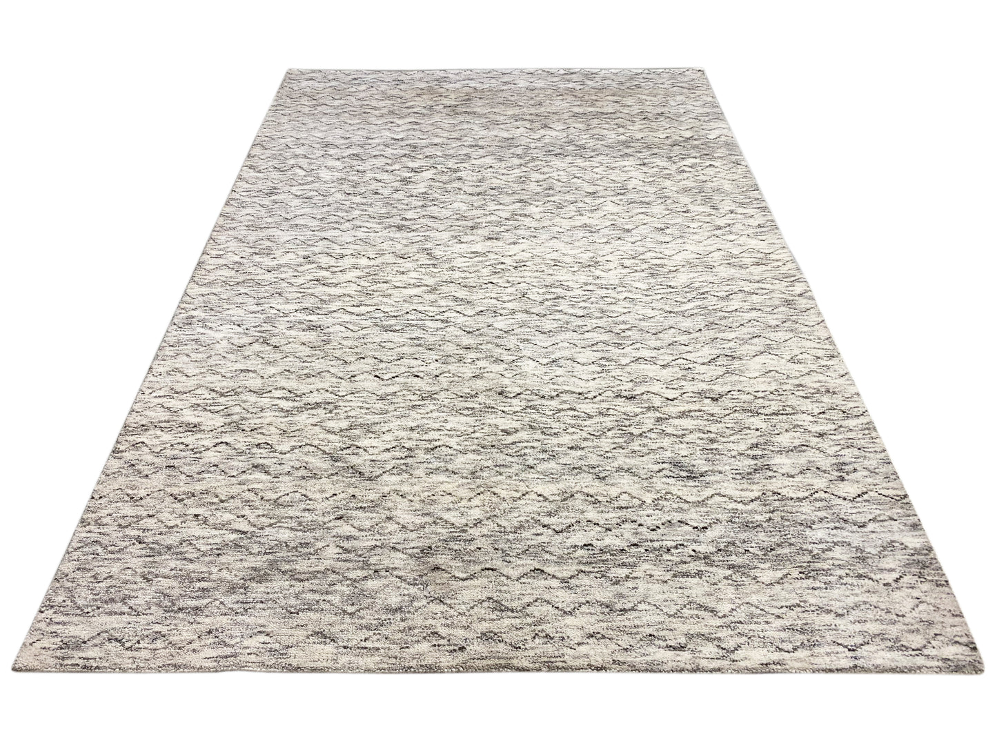 Moderner skandinavischer Berberteppich aus Naturwolle